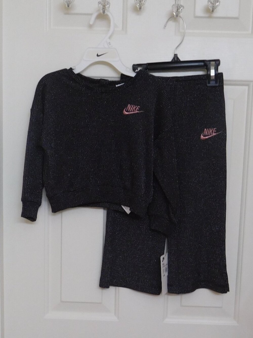 NWT 2pc Nike Black Sparkle Top Pink Logo & Flared Pants Set sz 24 Months